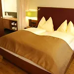 Sonne 1806 - Hotel Am Campus Dornbirn Hotel Dornbirn