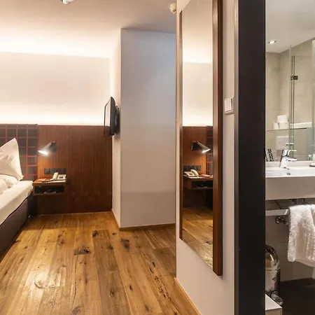 فندق Sonne 1806 - Am Campus 4*