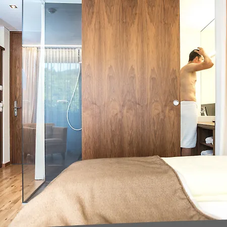 Sonne 1806 - Hotel Am Campus Dornbirn Hotel 4*