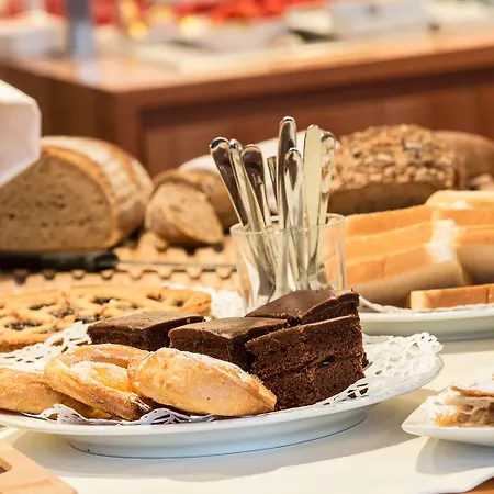 Sonne 1806 - Am Campus Hotel 4*