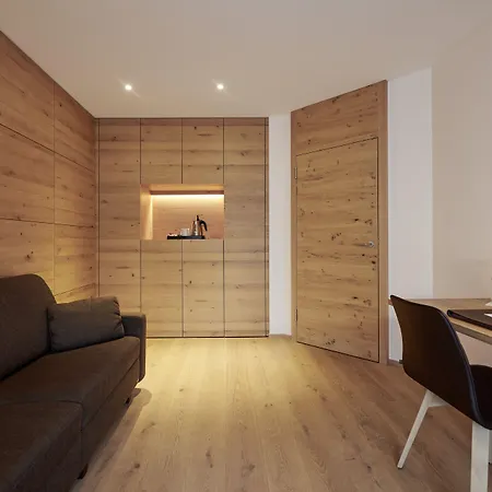 Sonne 1806 - Hotel Am Campus Dornbirn Hotel 4*