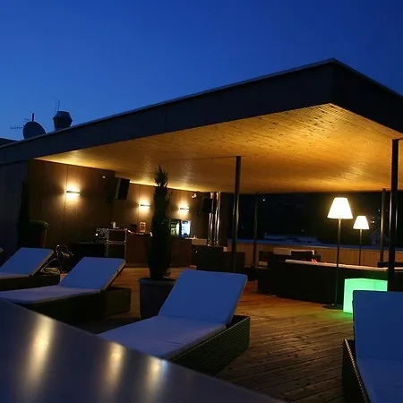 Sonne 1806 - Am Campus 4*